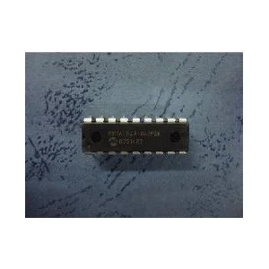 בקר PIC 16F84A 18Pin 4MHz 1KByte