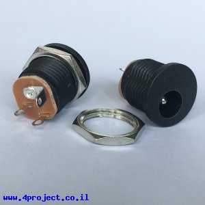 מחבר שקע מתח 5.5x2.1 מ"מ להרכבה על פנל - פלסטיק 3 חיבורים