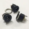 מחבר שקע מתח 5.5x2.1 מ"מ להרכבה על פנל - פלסטיק 3 חיבורים