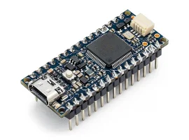 תמונה של מוצר כרטיס פיתוח Arduino Nano R4 עם מחברים